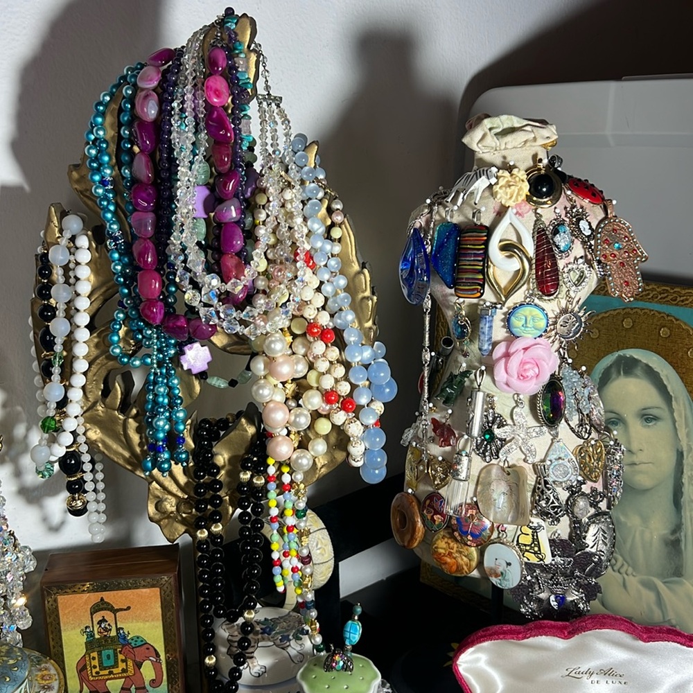 Jewelry Live